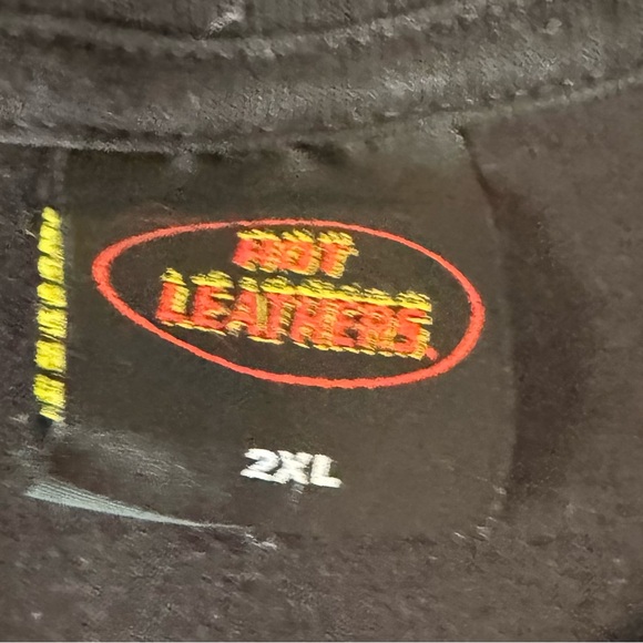 Halloween Dracula themed XL unisex black tee shirt. - Picture 5 of 6